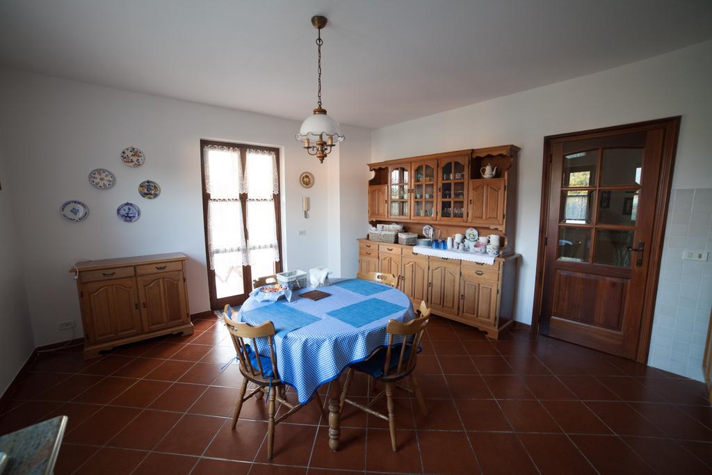 La Casetta Di Lina Villaromagnano Luaran gambar