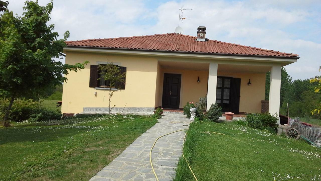 La Casetta Di Lina Villaromagnano Luaran gambar